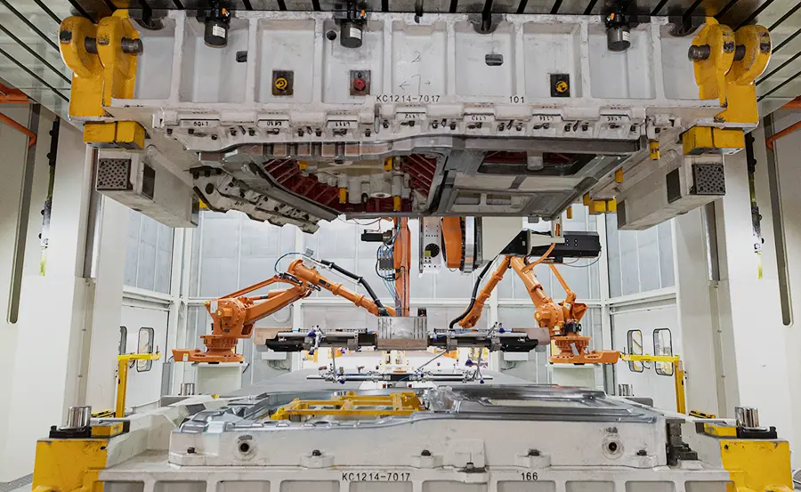 SINOTRUK – Manufacturing-2