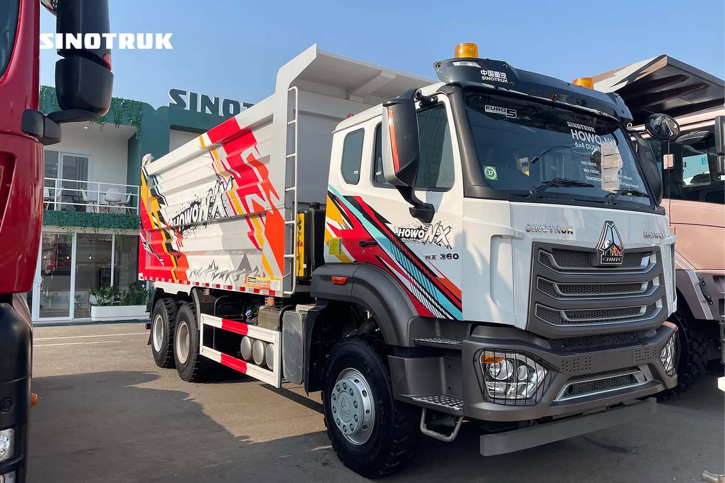 HOWO NX Truck
