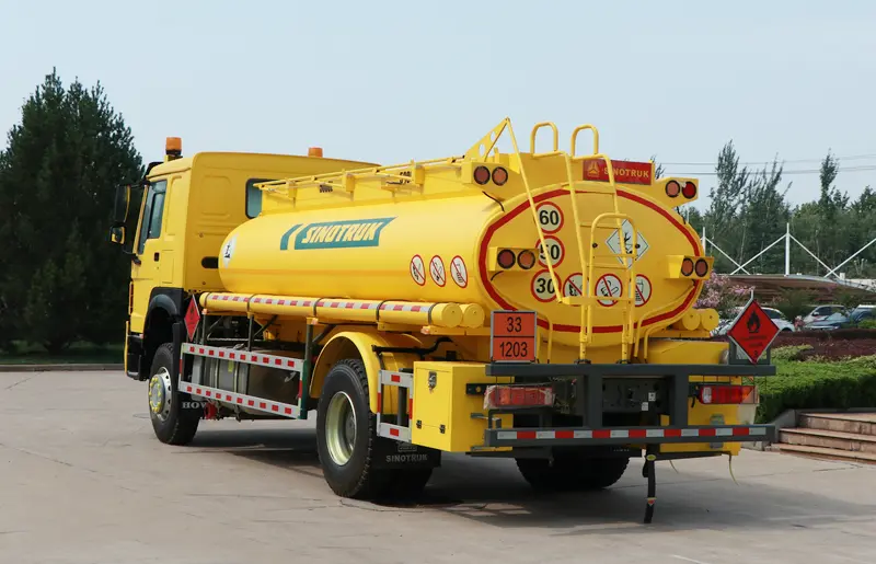 Sinotruck Howo Fuel Tanker Truck​-2