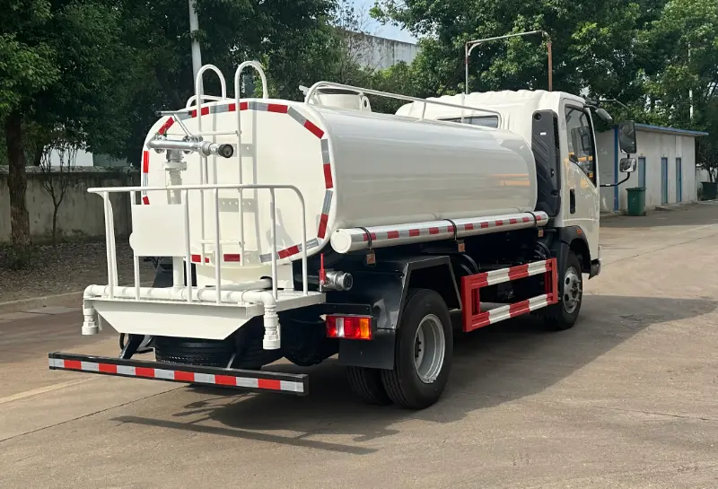 Sinotruck Howo Water Tank Truck-3