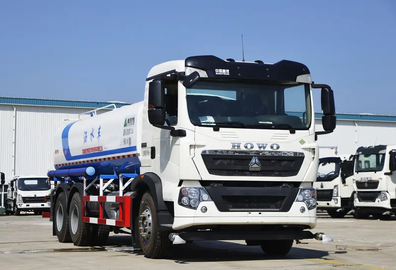Sinotruk Howo TX 6×4 Water Truck-2