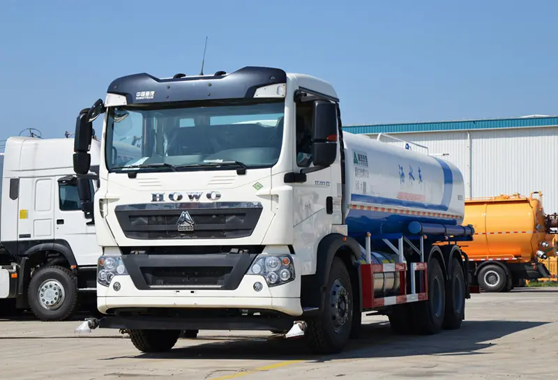Sinotruk Howo TX 6×4 Water Truck