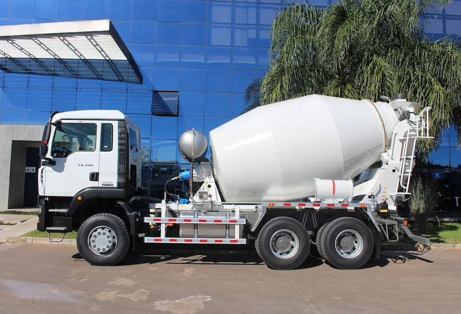 Sinotruk Howo TX 6×4 Mixer Truck-1