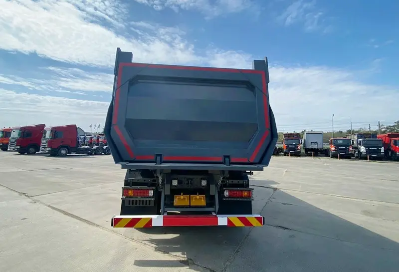 Sinotruk Howo TX 8×4 U Shape Tipper Truck-4