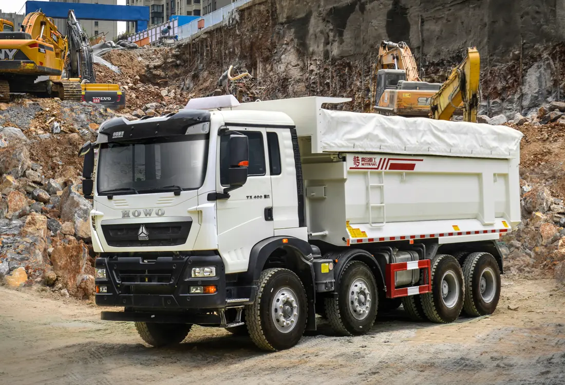 Sinotruk Howo TX 8X4 Dump Truck With Tarp-3