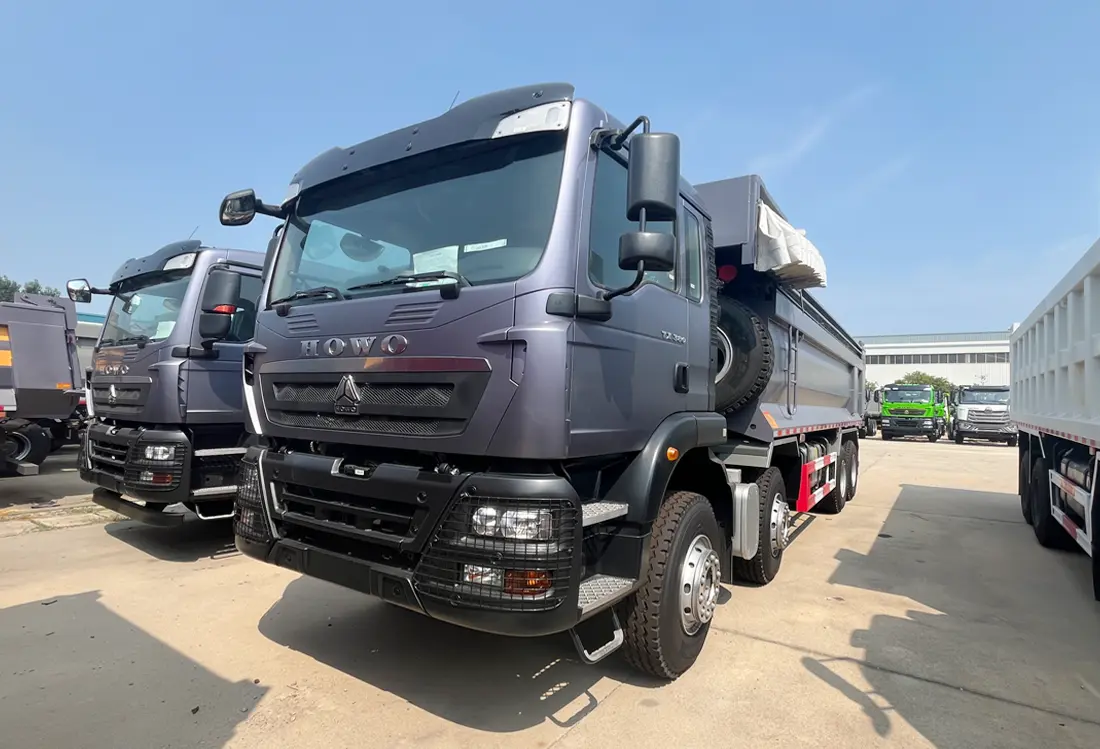 Sinotruk Howo TX 8X4 Dump Truck With Tarp