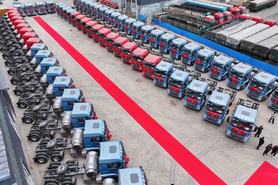 Sinotruk uspicious Start (4)